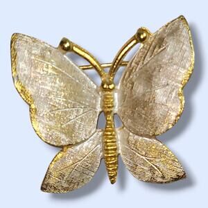 Vintage BSK Frosted‎ Gold Tone Butterfly Brooch Pin